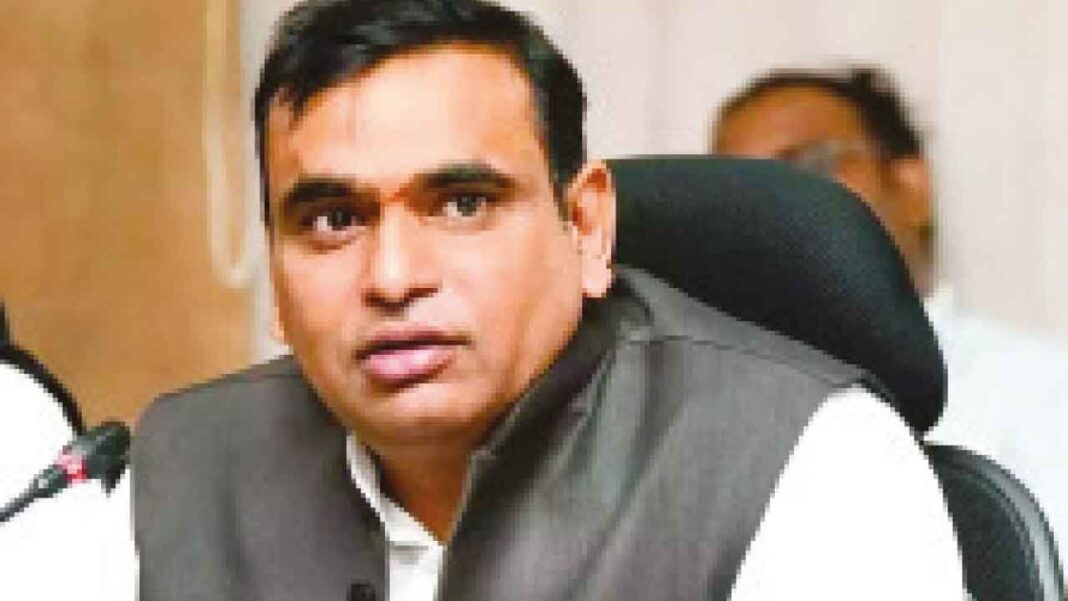 పోచంపల్లి హ్యాండ్లూమ్ పార్క్ పునరుద్ధరణకు రూ.14 కోట్లు విడుదల చేయాలని కాంగ్రెస్ ఎంపీ కేంద్రాన్ని కోరారు
– PARAHUSHAR NEWS