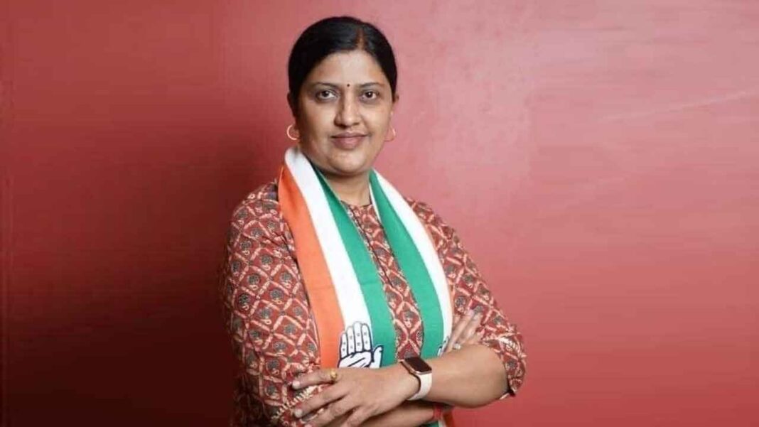 మహా కాంగ్రెస్ ఎమ్మెల్సీ సతవ్ బీజేపీలో చేరారు
– PARAHUSHAR NEWS