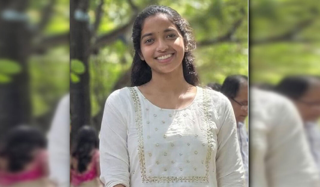 రాష్ట్రస్థాయి యోగా పోటీల్లో మంచిర్యాలకు చెందిన ఇద్దరు విద్యార్థులు బంగారు పతకం సాధించారు

