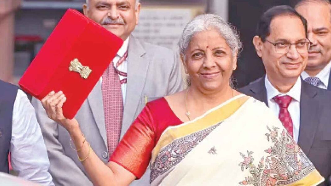 FM సీతారామన్ 9వ బడ్జెట్‌ను సమర్పించడం ద్వారా చరిత్ర సృష్టించనున్నారు
