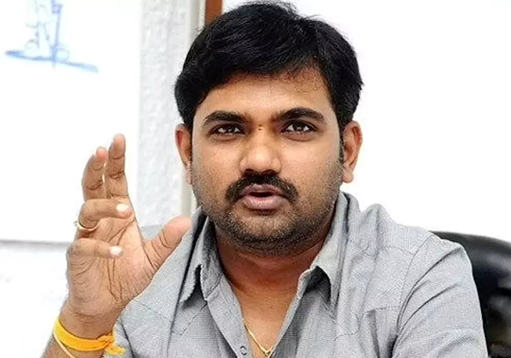 కాంతార చాప్టర్ 1 మేకర్స్ తో మారుతి మూవీ !..అణు విస్ఫోటనం పక్కా
