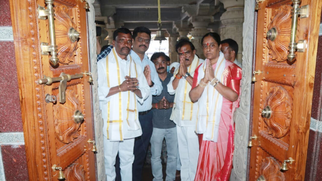 Minister Konda Surekha 