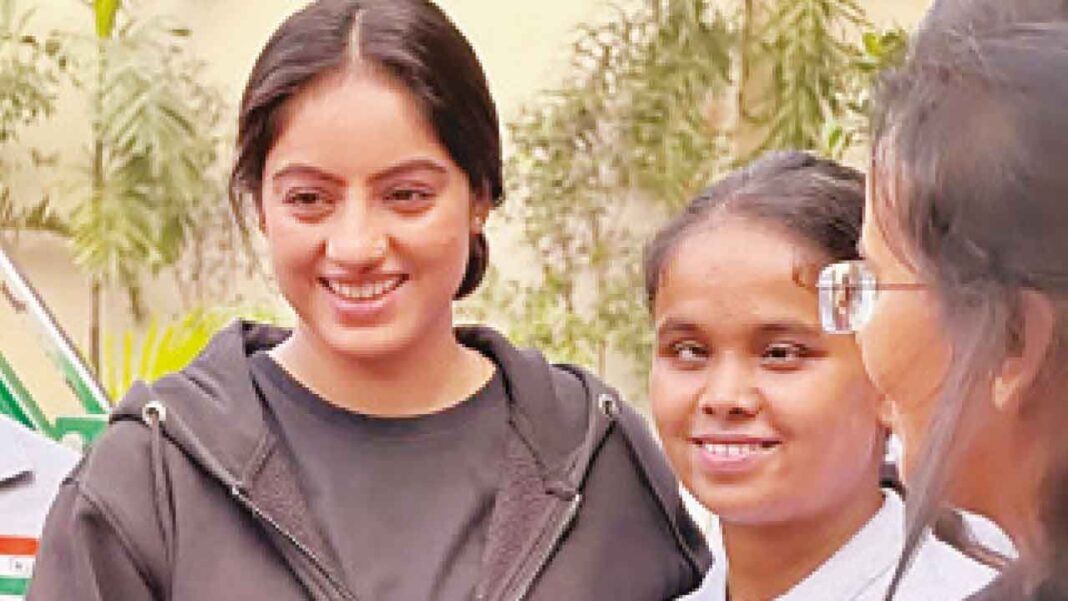 భారత అంధ మహిళల క్రికెట్ జట్టును కలవడం జీవితాన్ని మార్చే అనుభవంగా దీపికా సింగ్ పేర్కొంది
– PARAHUSHAR NEWS