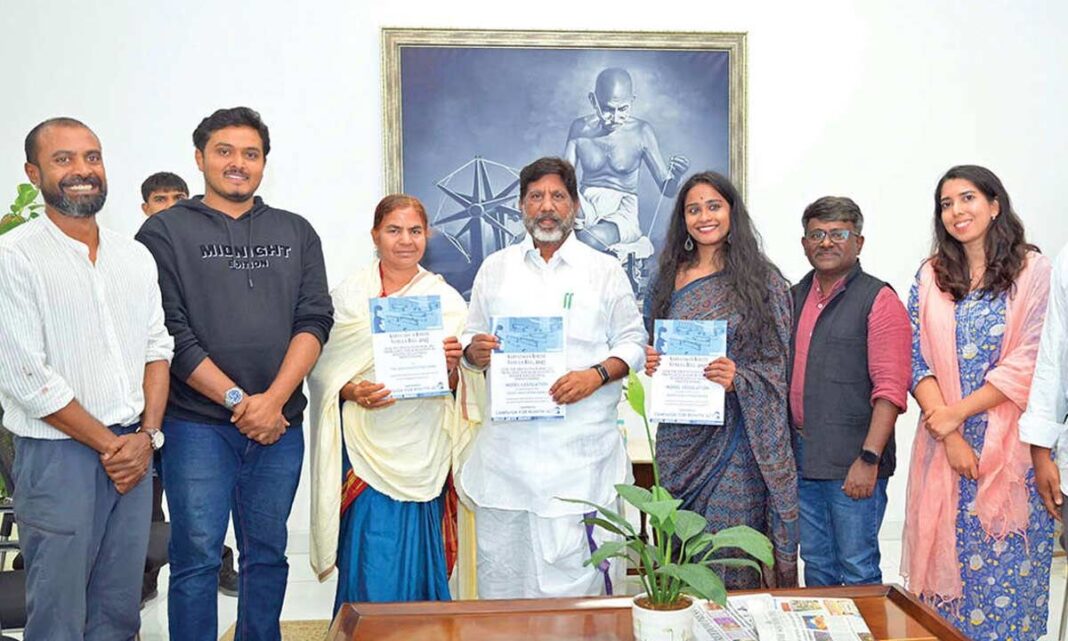 రాష్ట్రంలో రోహిత్ వేముల చట్టం ప్రవేశపెడతాం: భట్టి
– PARAHUSHAR NEWS