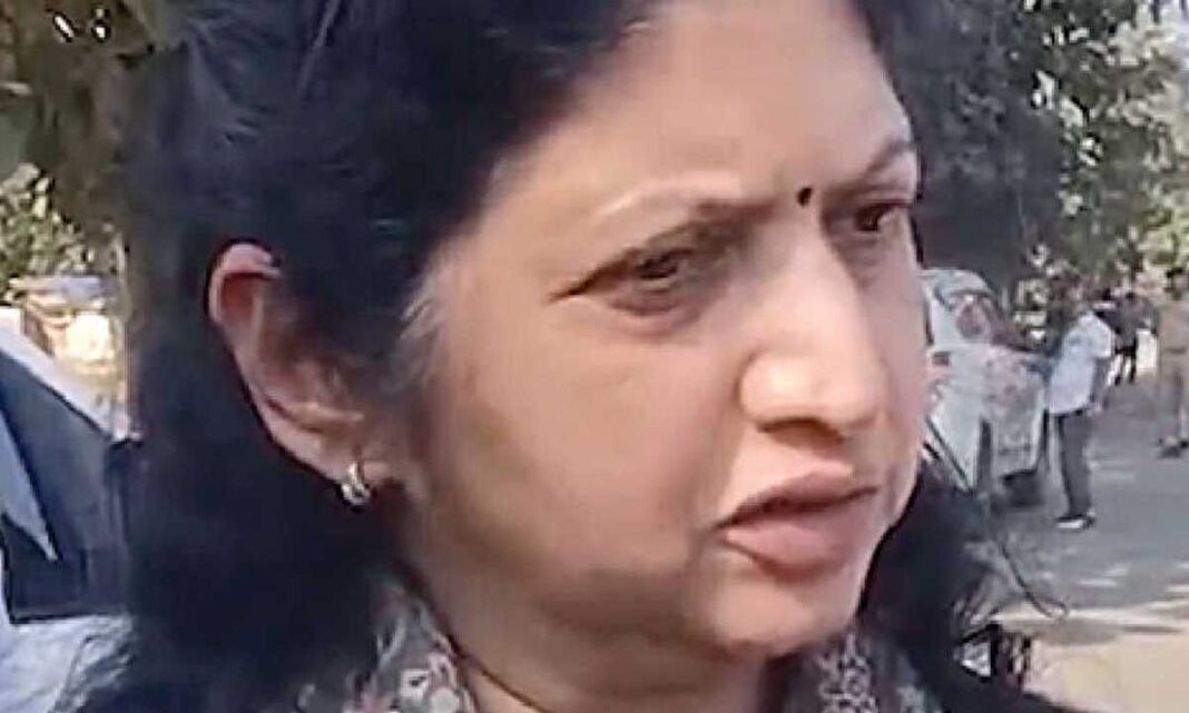 విమానం క్రాష్-ల్యాండింగ్‌పై దర్యాప్తు ప్రారంభమవుతుంది
