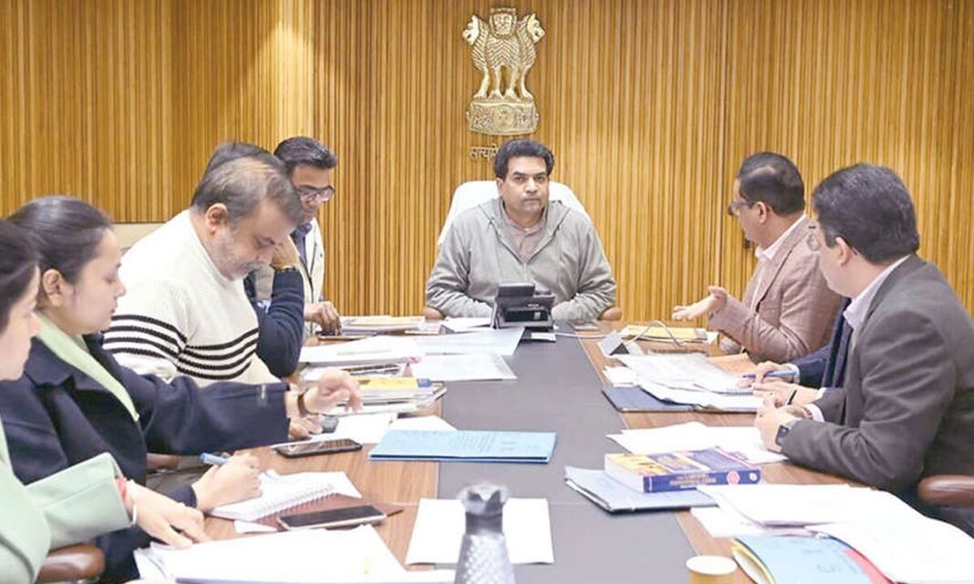 సెంట్రల్ ఫ్రేమ్‌వర్క్‌కు అనుగుణంగా లేబర్ కోడ్ నిబంధనలను వేగవంతం చేయాలని ఢిల్లీ కోరింది
