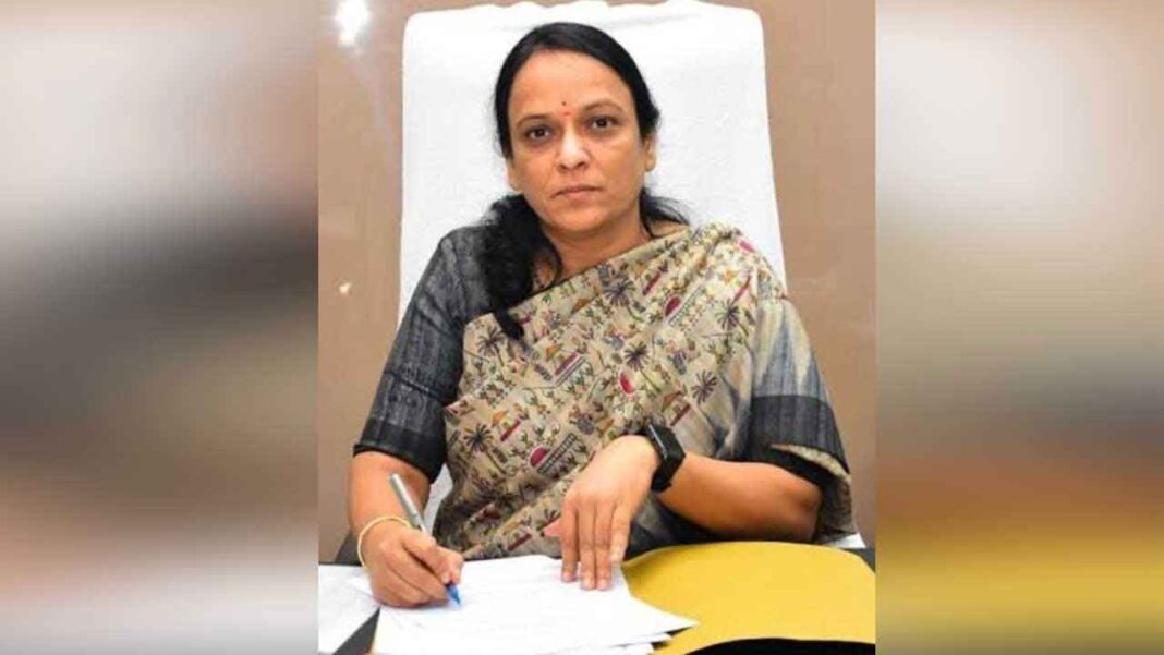 కలెక్టర్ ఆసుపత్రి సందర్శన రోగుల సంరక్షణలో లోపాలను బట్టబయలు చేసింది
– PARAHUSHAR NEWS