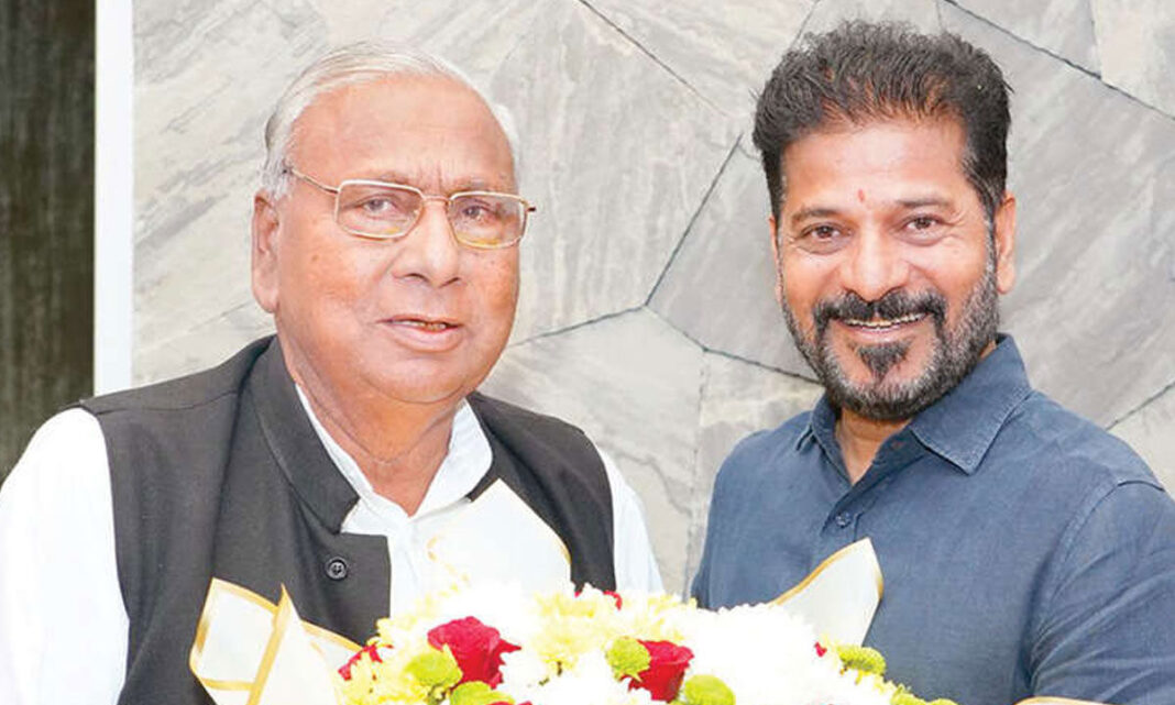 రాజ్యసభ సీటు కోసం వీహెచ్ లాబీయింగ్‌ను ముమ్మరం చేశారు
