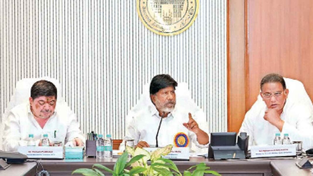 విద్య, ఆరోగ్యం విషయంలో రాజీపడే ప్రసక్తే లేదని మల్లు చెప్పారు
