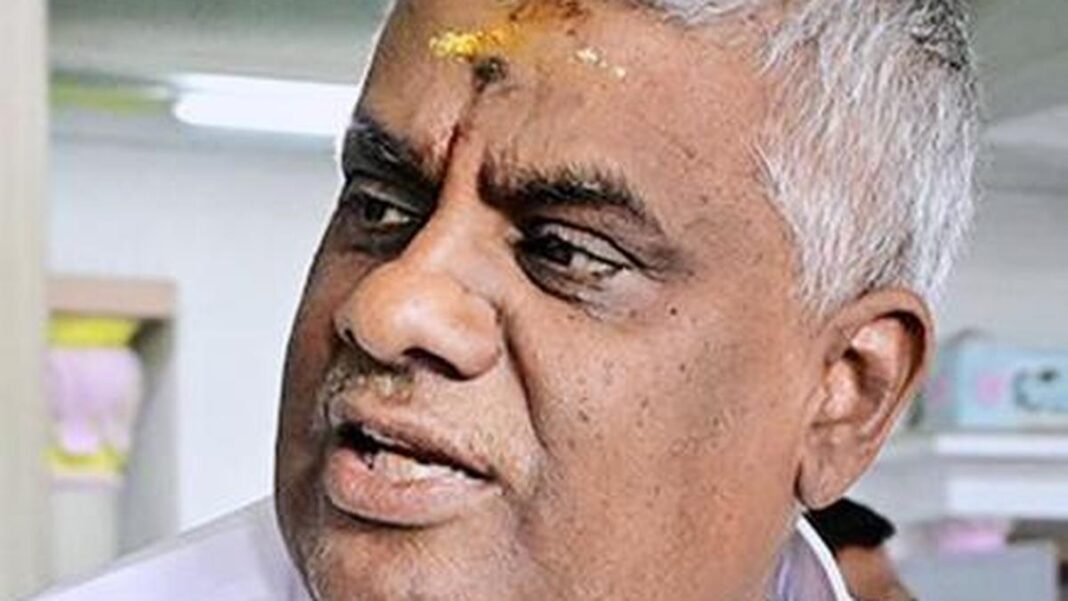 2028లో నా అసలైన సత్తా చూపుతాను: హెచ్‌డీ రేవణ్ణ
