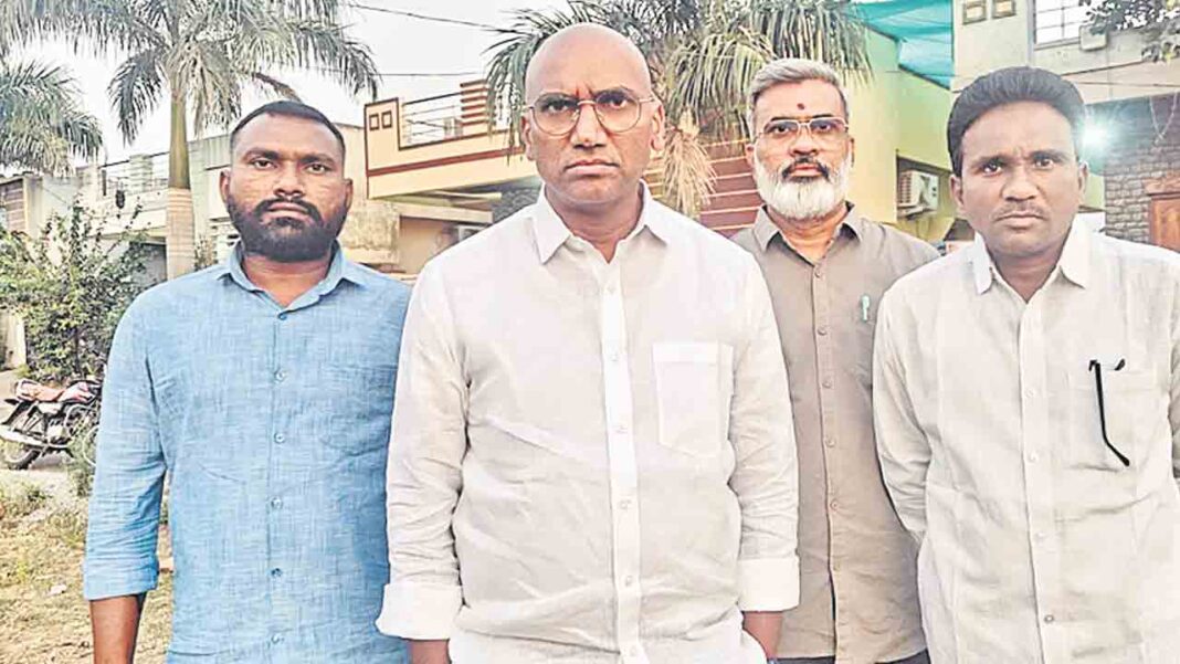 సీఎం రేవంత్‌ రెడ్డికి పాలన చేతకాదు