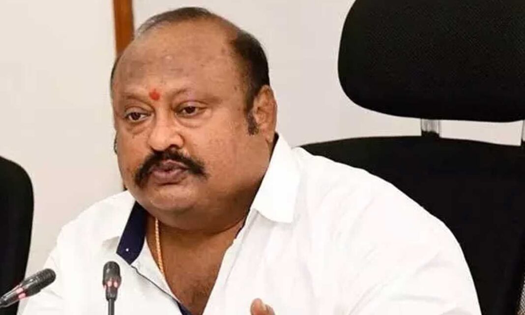 తెలంగాణ బడ్జెట్‌ను బీఆర్‌ఎస్ ఎమ్మెల్యే గంగుల కమలాకర్ ఎండగట్టారు
