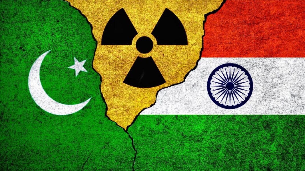 భారత్, పాకిస్థాన్ సంబంధాలు అణు వివాదానికి ‘ప్రమాదంగానే మిగిలిపోయాయి’: యుఎస్ ఇంటెలిజెన్స్
– PARAHUSHAR NEWS