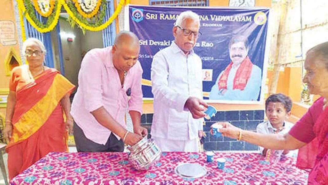 సరస్వతీ విద్యాపీఠం వార్షికోత్సవం
