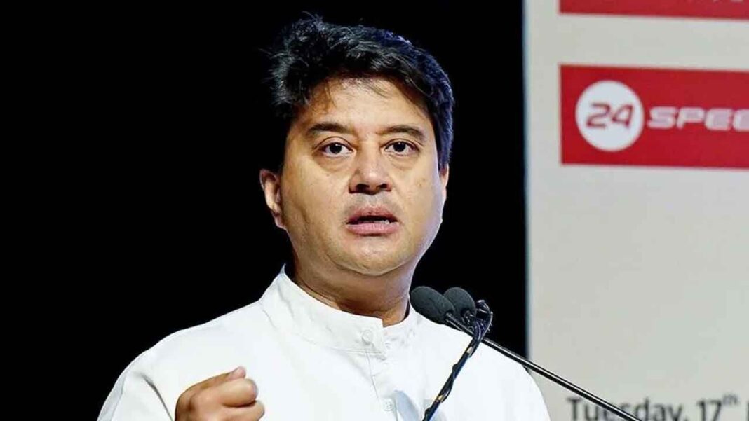 సింధియా 24 స్పీడ్ పోస్ట్‌ను ప్రారంభించింది, దేశవ్యాప్తంగా రోల్‌అవుట్‌కు హామీ ఇచ్చింది
