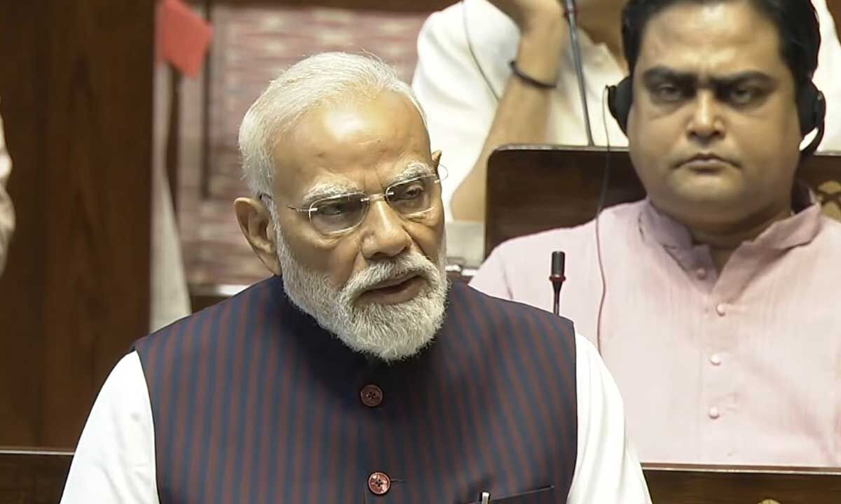 సుదీర్ఘ పశ్చిమాసియా సంక్షోభం గురించి ప్రధాని మోదీ హెచ్చరిస్తూ, ‘టీమ్ ఇండియా’ ప్రతిస్పందనను కోరారు
– PARAHUSHAR NEWS