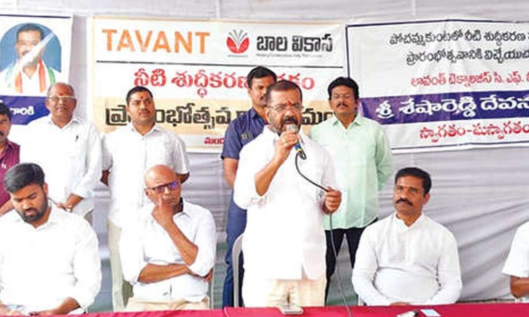హనుమకొండలో తాగునీటి శుద్ధి ప్లాంట్లను ప్రారంభించిన ఎమ్మెల్యే నాయిని
– PARAHUSHAR NEWS