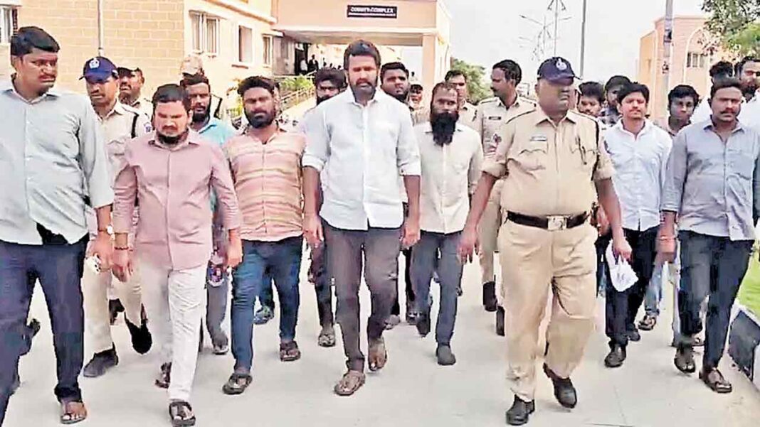 దళిత నేతపై దమనకాండ!