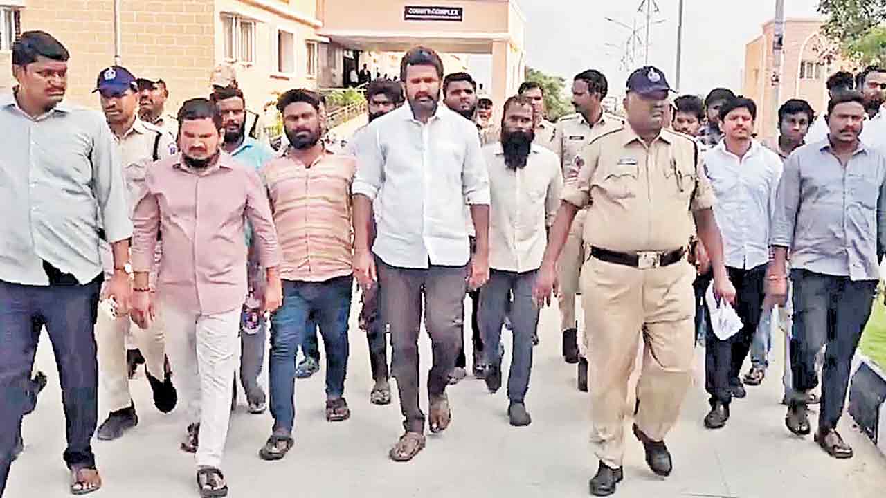 Damanakanda on Dalit leader!