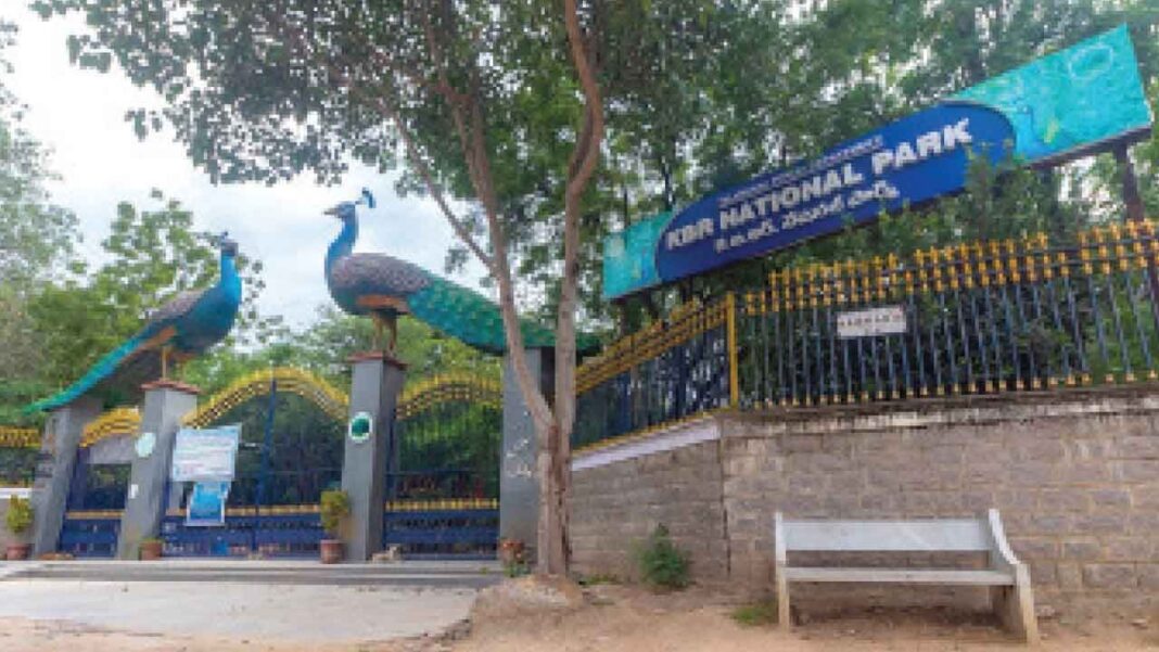 3 PIL లు KBR పార్క్ సెన్సిటివ్ జోన్ నోటిఫికేషన్, HUH ఇన్‌ఫ్రాస్ట్రక్చర్ ప్రాజెక్ట్‌ను సవాలు చేస్తాయి
