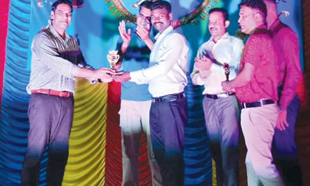CRPF 212 Bn శౌర్య దినోత్సవాన్ని పాటిస్తున్నారు
– PARAHUSHAR NEWS