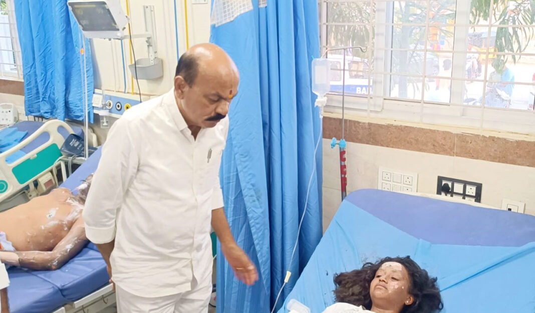 Twin LPG cylinder explosions shake Sangareddy, four injured