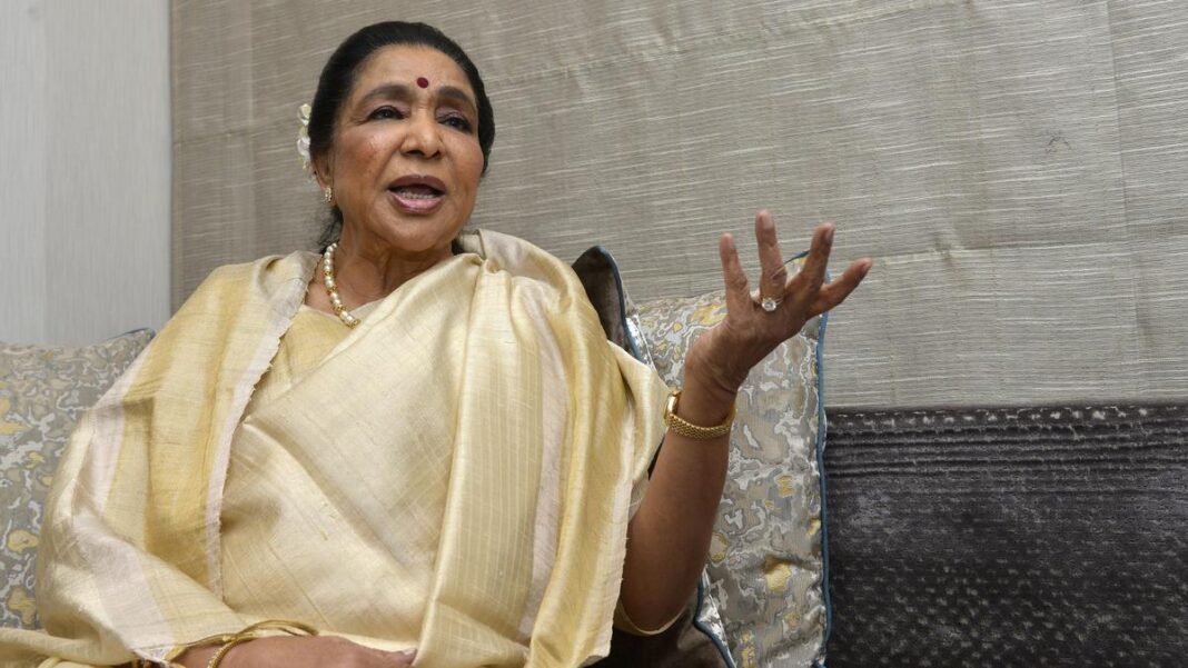 ఆశా భోంస్లే - ఎనిమిది దశాబ్దాలుగా బాలీవుడ్‌కి వాయిస్
