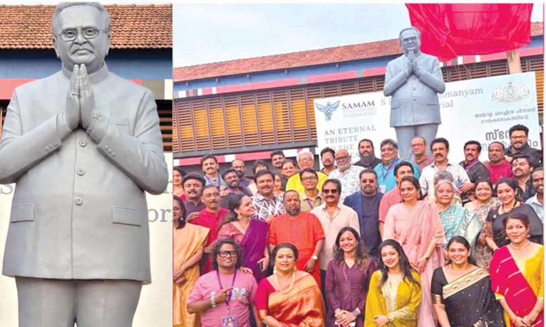 గాయకుల సంఘం కేరళలో ఎస్పీబీ విగ్రహాన్ని ఏర్పాటు చేసిన తర్వాత ఎస్పీ బాలసుబ్రహ్మణ్యం కుమారుడు భావోద్వేగ గమనికను రాశారు
– PARAHUSHAR NEWS