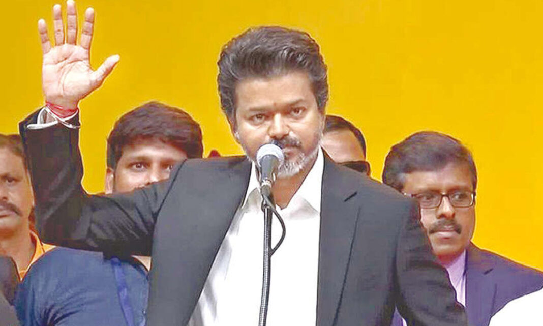 60 ఏళ్లలో 1వ నాన్-ద్రావిడ ముఖ్యమంత్రిగా ప్రమాణ స్వీకారం చేశారు
– PARAHUSHAR NEWS