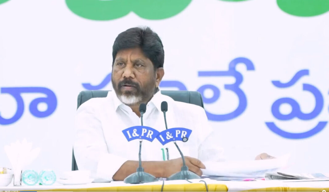 భట్టి విక్రమార్క యంగ్ ఇండియా స్కూల్స్ ప్రాజెక్ట్ కోసం కేంద్ర సహాయాన్ని కోరుతున్నారు
