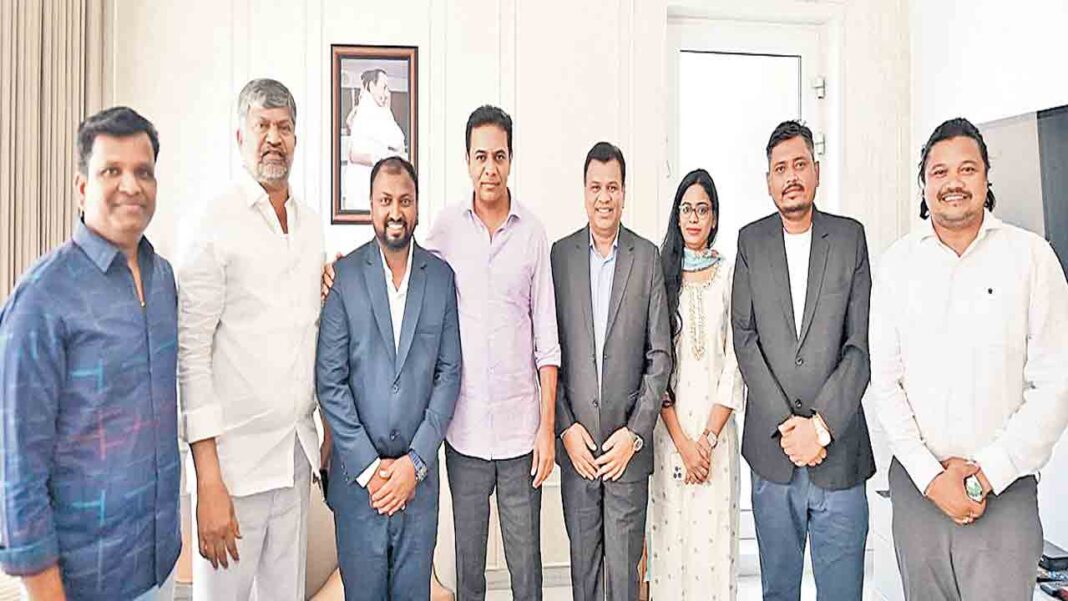 ఆవిర్భావ వేడుకలకు రండి.. కేటీఆర్‌ను ఆహ్వానించిన మలేషియా ప్రతినిధులు