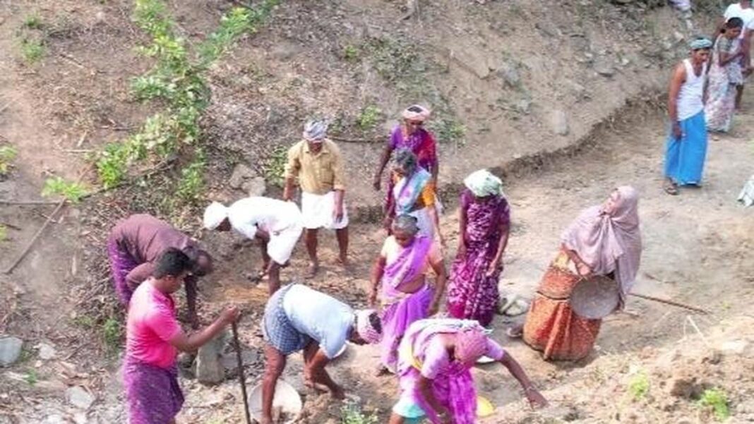 MGNREGS కార్మికులు మే 15న సమ్మెలో పాల్గొంటారు
