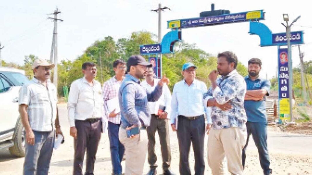 NPDCL సరస్వతి అంత్యపుష్కరాల కోసం విద్యుత్ ఏర్పాట్లను వేగవంతం చేసింది
