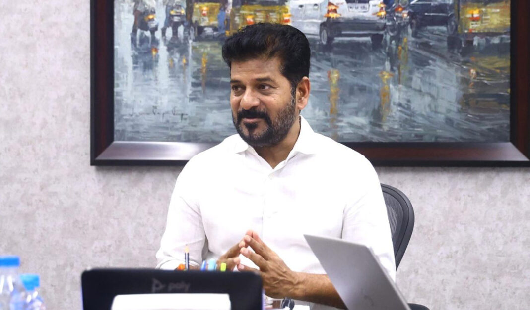 వరి, మొక్కజొన్న కొనుగోళ్లలో జాప్యంపై కలెక్టర్లను రేవంత్ రెడ్డి హెచ్చరించారు

