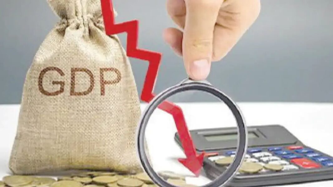 S&P నెమ్మదిగా వృద్ధిని ఫ్లాగ్ చేస్తుంది, శక్తి, ఆహార భద్రత సంస్కరణలకు పిలుపునిచ్చింది
– PARAHUSHAR NEWS