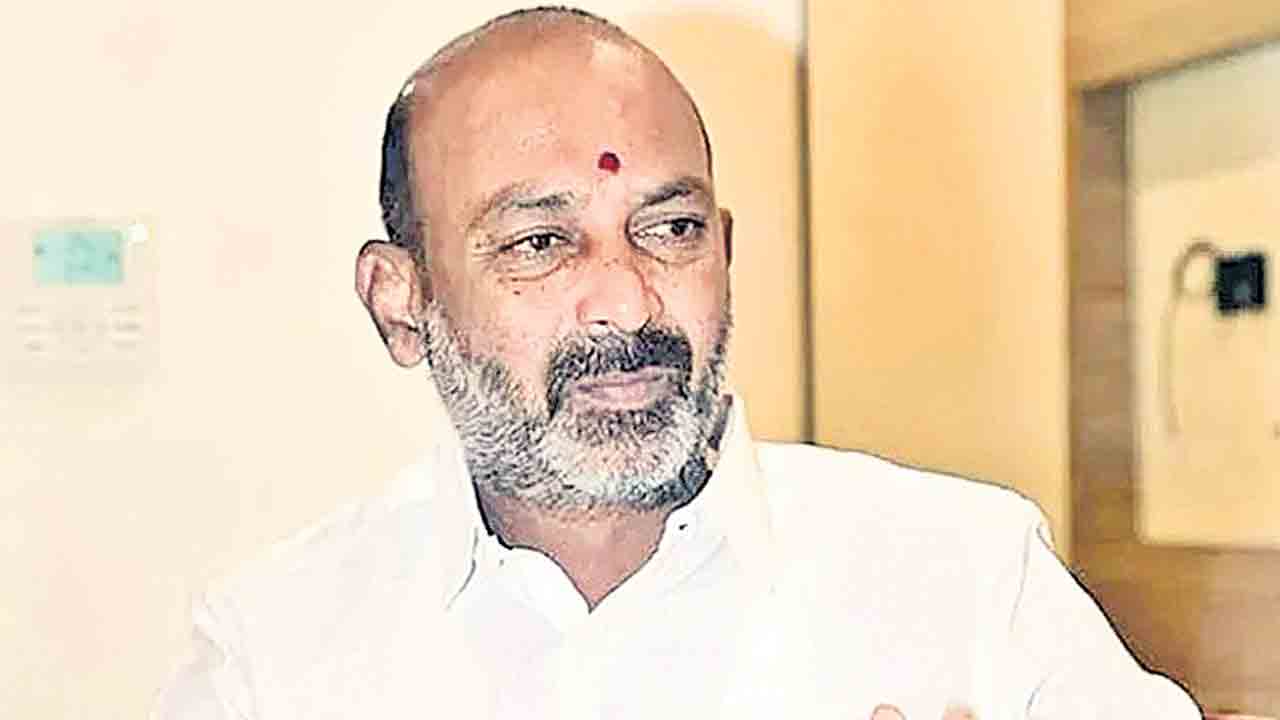 Bandi Sanjay | Does the Revanth Reddy government have no eyes.. Bandi Sanjay is angry