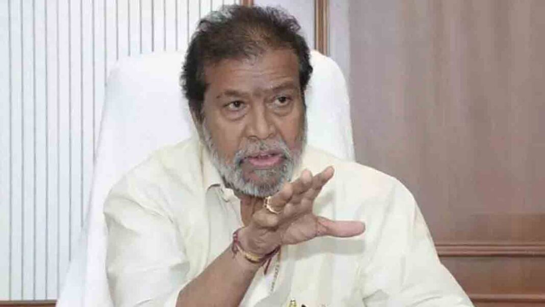 Damodara Raja Narsimha | Medical shops should be kept open 24 hours tomorrow..!-Namasthe Telangana
– PARAHUSHAR NEWS