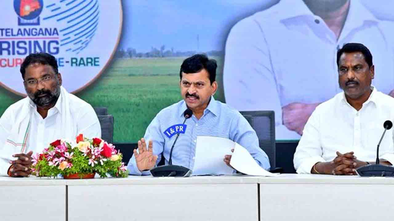 Telangana | Approval for the second phase of Indiramma houses.. Rs. 1,000 crores for Godavari Pushkaras..!