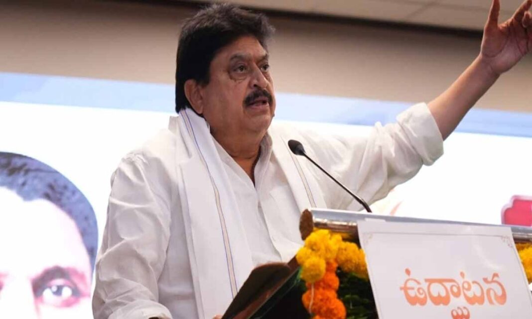 కరీంనగర్ లో బీజేపీ శిక్షణ శిబిరం; రాంచందర్ రావు పార్టీ సిద్ధాంతాలను వివరించారు
