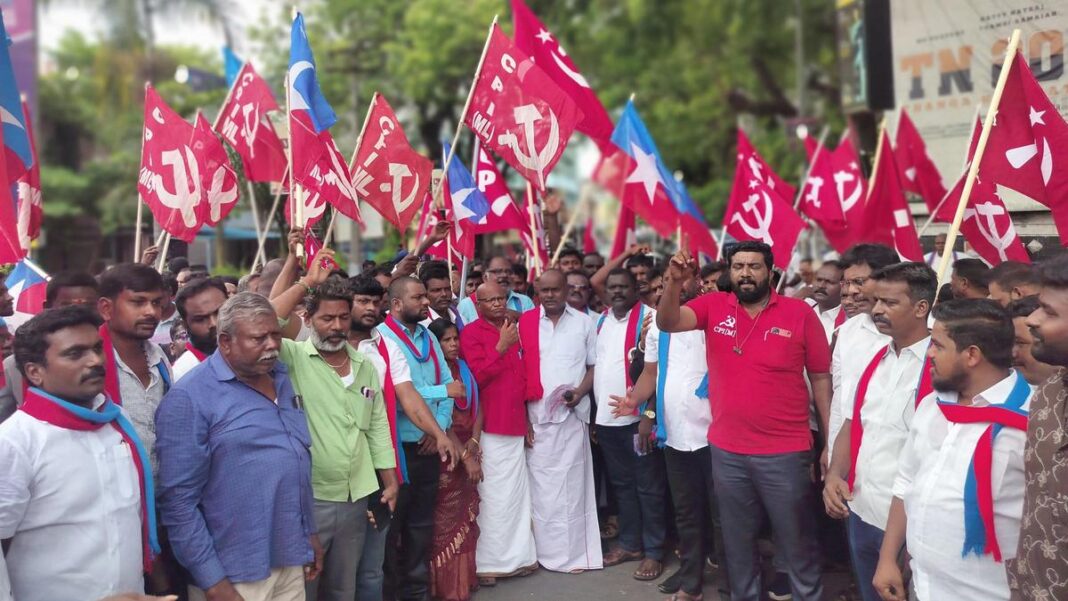 తమిళనాడు: సేలంలో సిపిఐ, సిపిఐ (ఎం), విసికె వేదికల ప్రదర్శన
– PARAHUSHAR NEWS