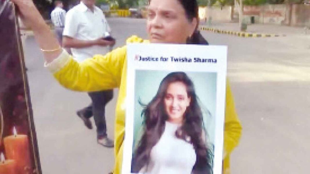 త్విషా రెండో పోస్టుమార్టంకు హైకోర్టు అనుమతి, సీబీఐ విచారణకు అవకాశం
