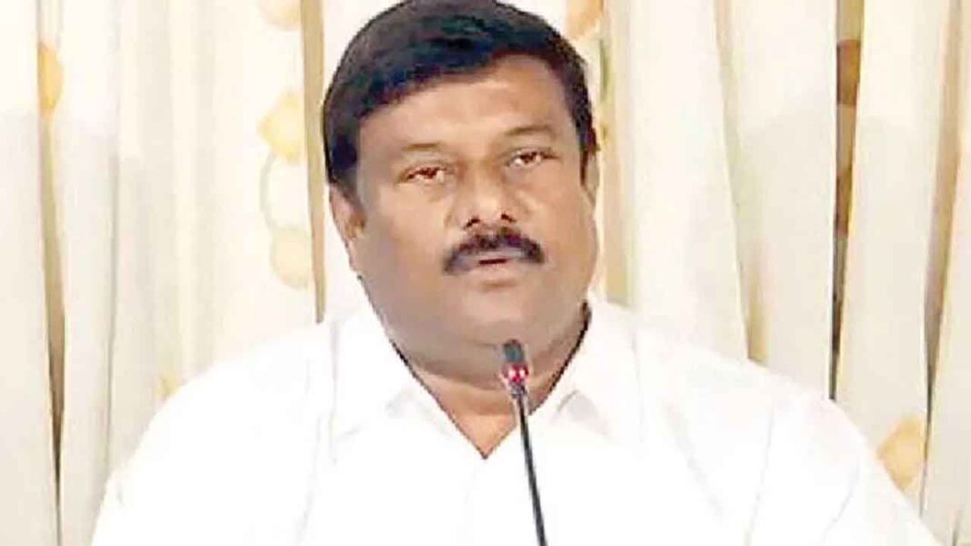 ధాన్యం సేకరణలో జాప్యంపై ఆలేటి ప్రభుత్వాన్ని టార్గెట్ చేశారు
– PARAHUSHAR NEWS