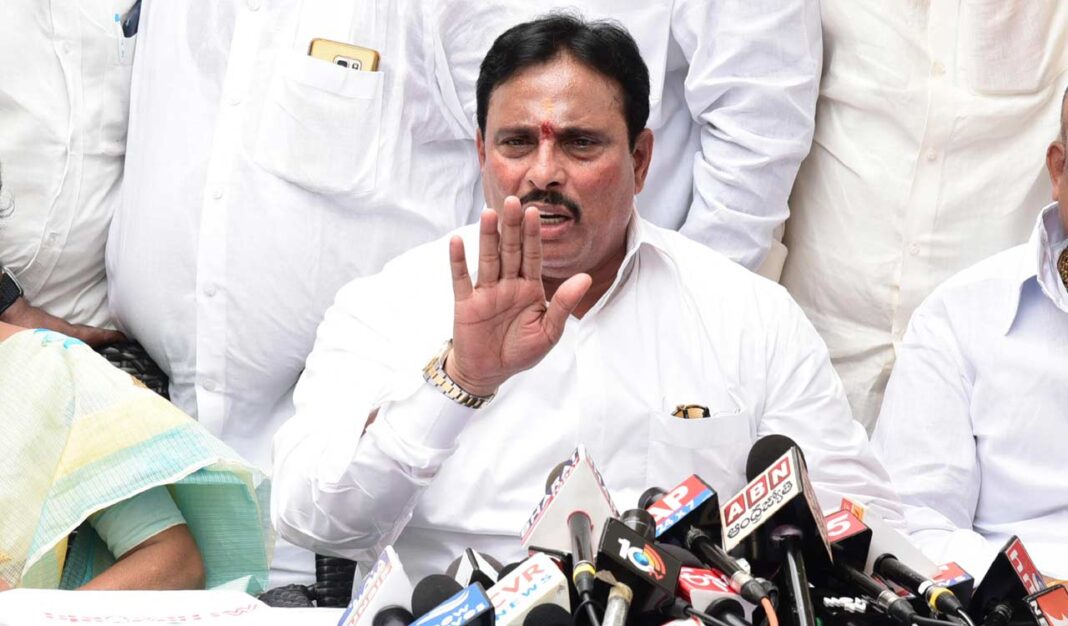 ఫిరాయింపు ఎమ్మెల్యేలు హైకోర్టులో కౌంటర్ అఫిడవిట్ దాఖలు చేయాలని కోరారు
– PARAHUSHAR NEWS