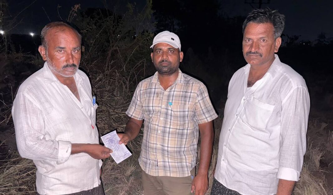 ఖమ్మంలో వరి కంకులను తగులబెట్టిన రైతుకు రూ.5వేలు జరిమానా విధించారు
– PARAHUSHAR NEWS