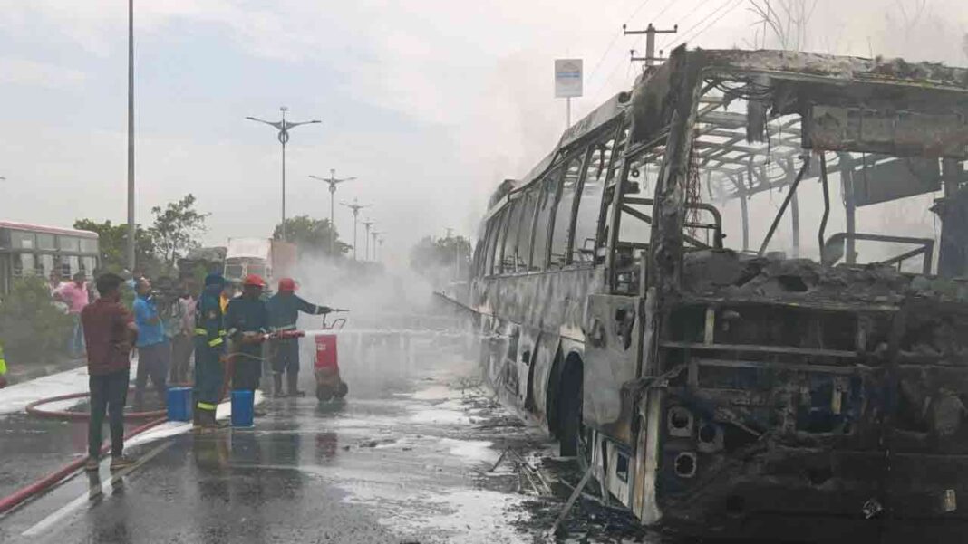 RTC Bus Fire Accident | Karimnagar-Hyderabad electric bus catches fire.
– PARAHUSHAR NEWS