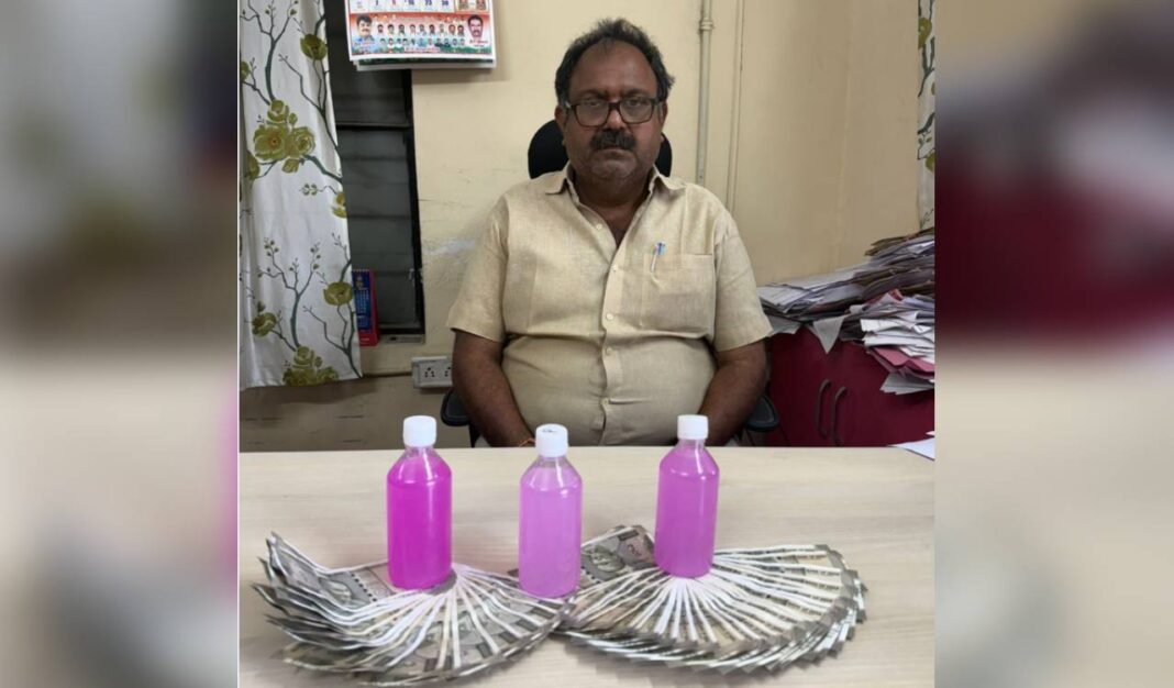 సంగారెడ్డి: రూ.25 వేలు లంచం తీసుకుంటూ అడిషనల్ అసిస్టెంట్ ఇంజినీర్ ఏసీబీకి చిక్కాడు
– PARAHUSHAR NEWS