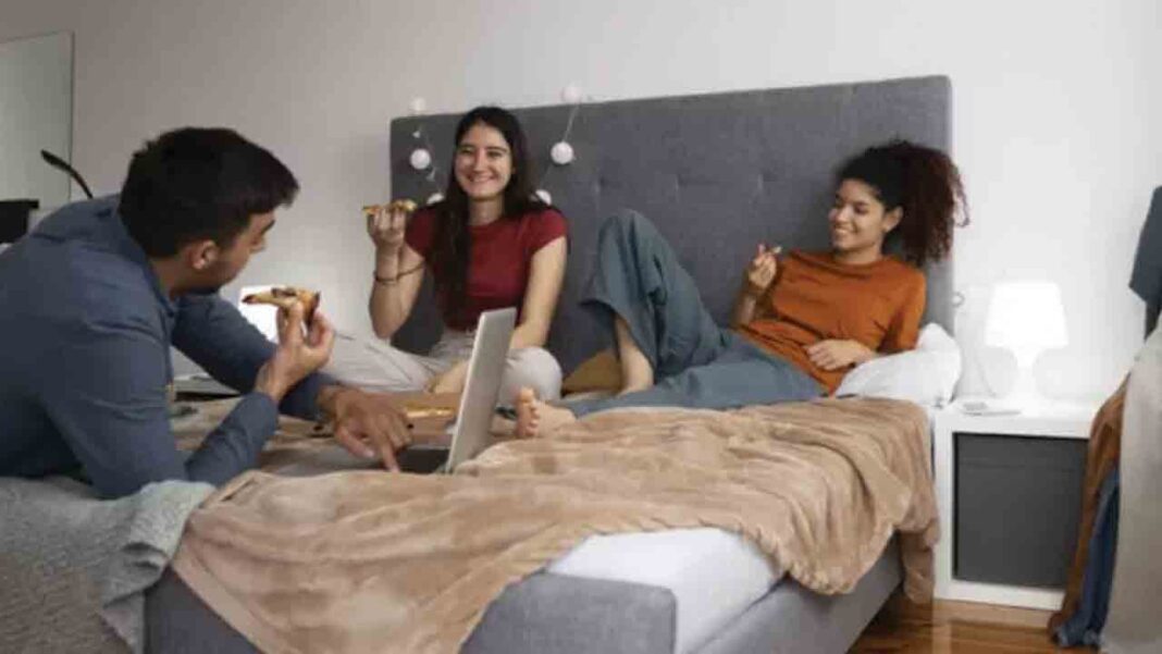 Loss of youth with co-living hostels-Namasthe Telangana
– PARAHUSHAR NEWS