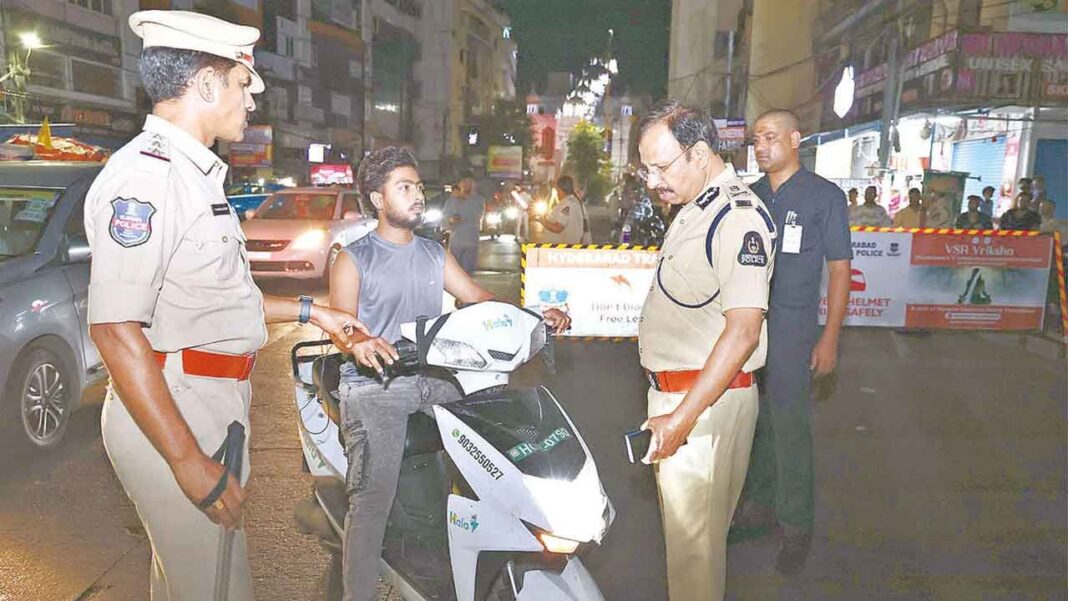 ‘ఆపరేషన్ కవాచ్’ నగరం అంతటా 2,149 వాహనాలను కలిగి ఉంది
– PARAHUSHAR NEWS