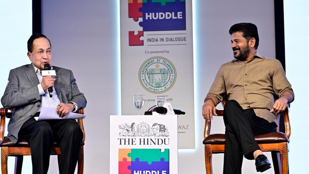 కేంద్రం విధానాల వల్ల భారతదేశంలో రెండో తరగతి పౌరులుగా మారలేకపోతున్నాం: రేవంత్ రెడ్డి
– PARAHUSHAR NEWS