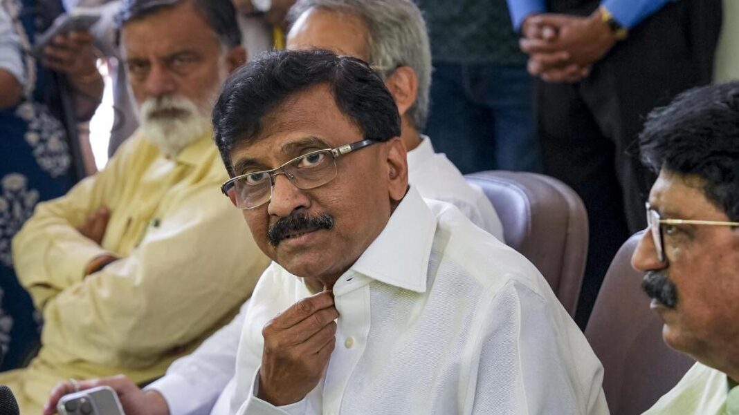 విభజన పుకార్ల మధ్య సేన (యుబిటి) ఈ రోజు పార్లమెంటరీ బాడీ సమావేశాన్ని ఏర్పాటు చేసింది
– PARAHUSHAR NEWS